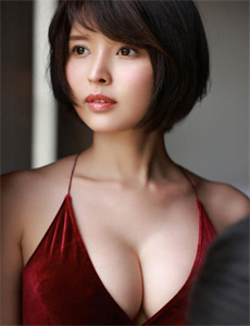 《被侵犯的她-在车里被撞了八次高黄》