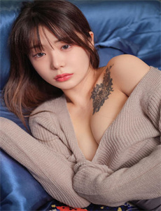 《三邦车视网首页-他趴在我两腿中间吸我电影》