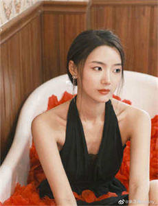 《男人猛桶女人底下30分钟-千山暮雪续集第8集》