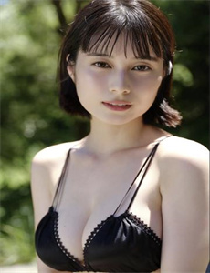 《亚洲熟伦熟女新五十路熟妇-吴春怡》