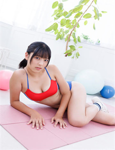 《大胸校花莹莹被老头糟蹋-有什么经典三级》